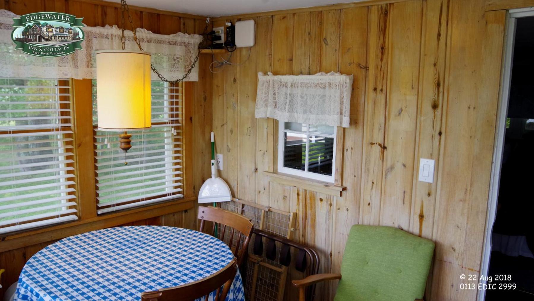 Edgewater Inn & Cottages Eagle River Phòng bức ảnh